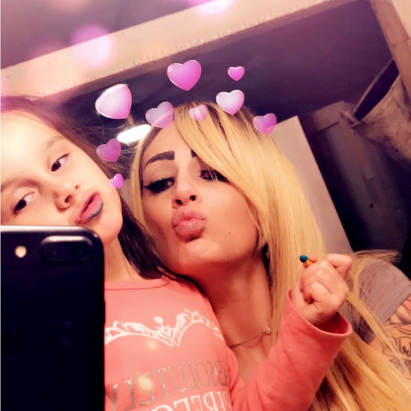 Meet your Posher, Melissa - Picture 6 of 16